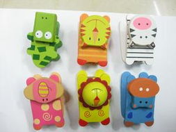 木质日韩创意文具 木制卡通动物订书机引领学生与办公用品新潮流